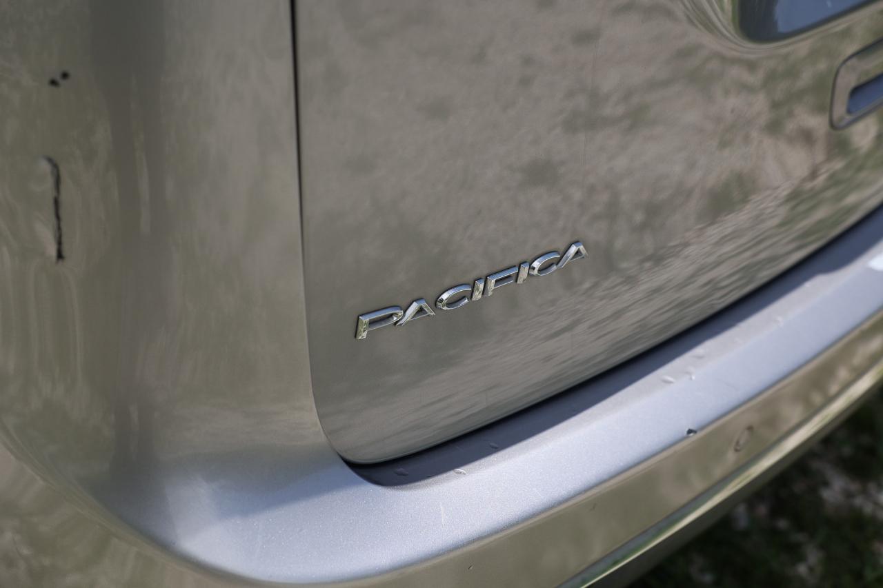 Chrysler Pacifica  2017