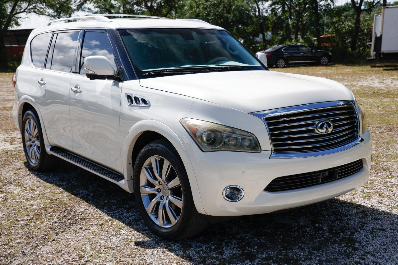 Infiniti QX56  2011