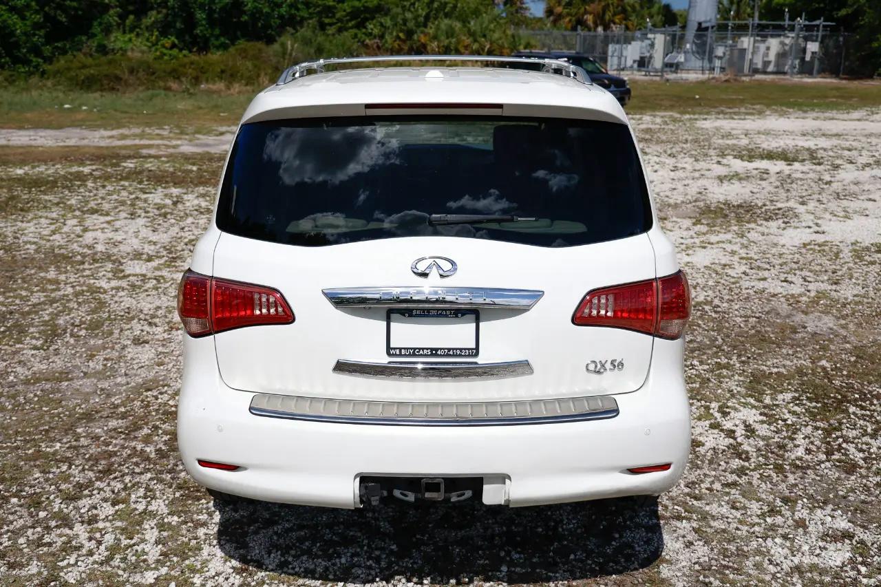Infiniti QX56  2011