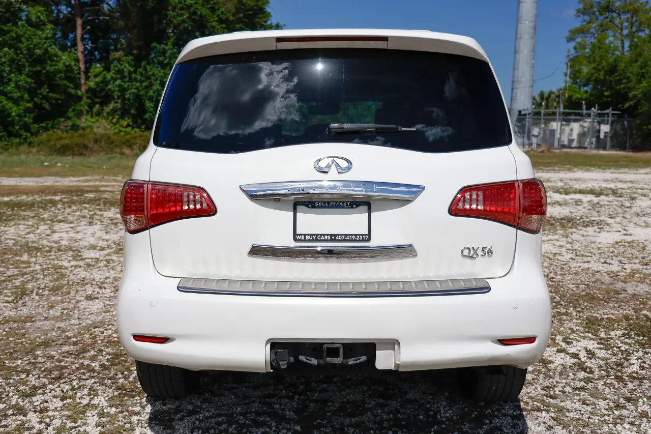 Infiniti QX56  2011