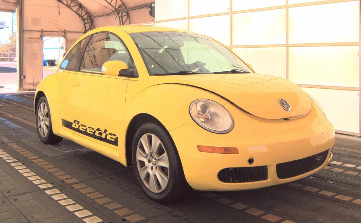 Volkswagen New Beetle Coupe  2008