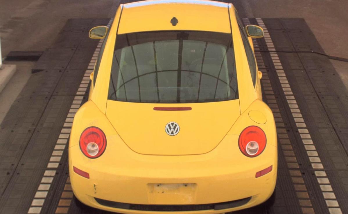 Volkswagen New Beetle Coupe  2008