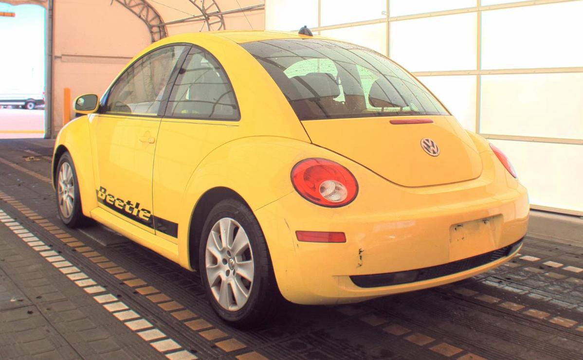 Volkswagen New Beetle Coupe  2008