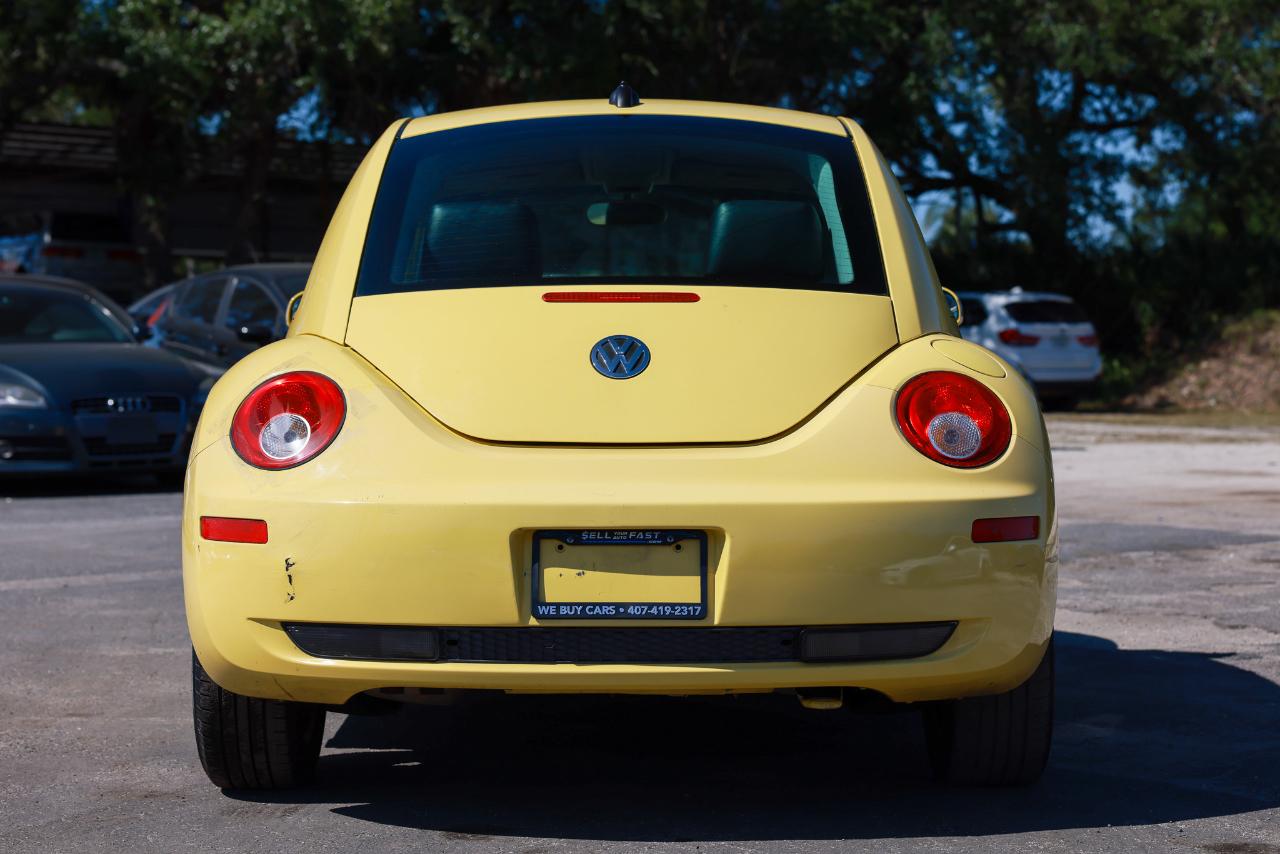 Volkswagen New Beetle Coupe  2008