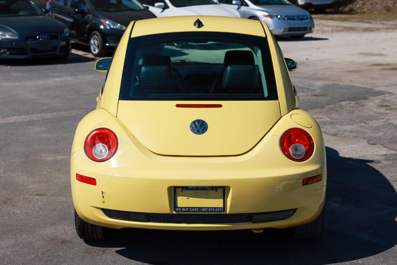 Volkswagen New Beetle Coupe  2008