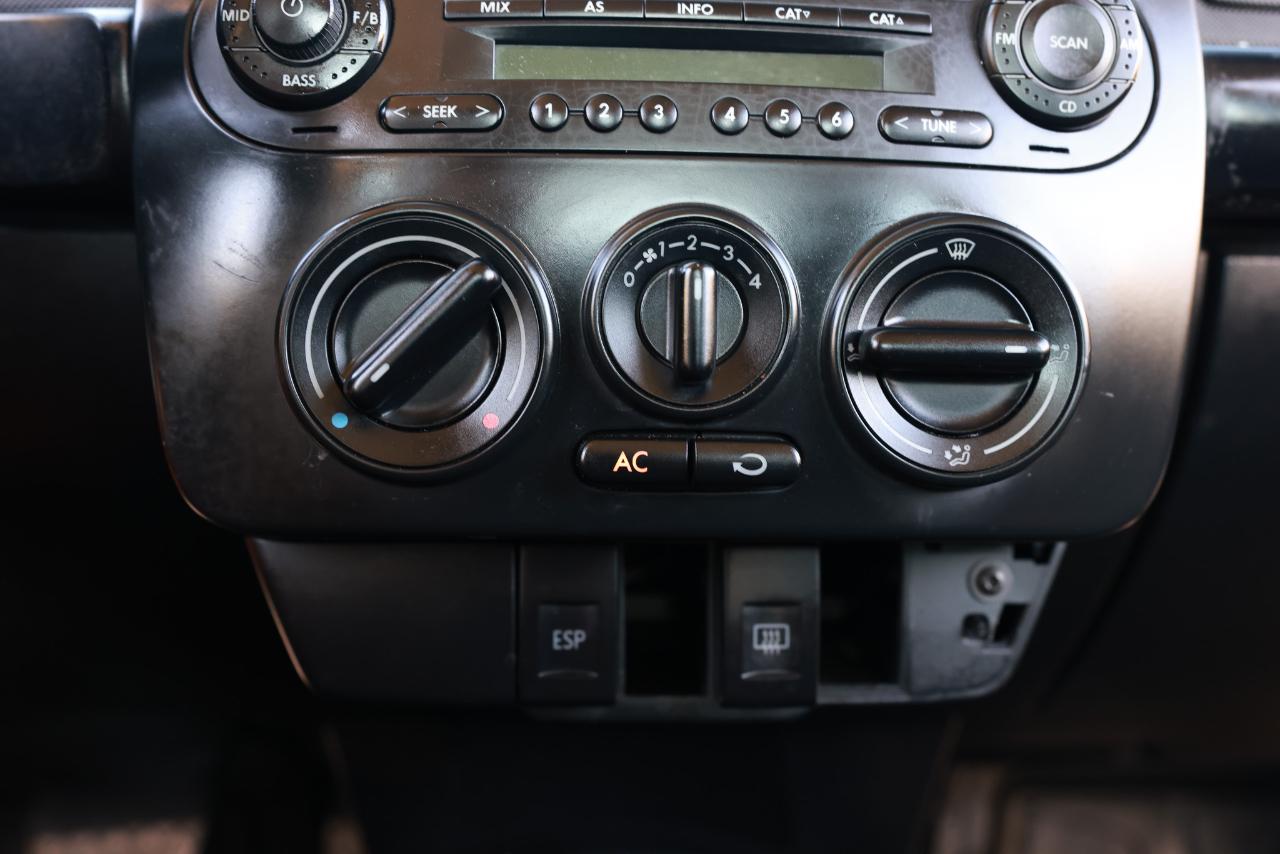 Volkswagen New Beetle Coupe  2008