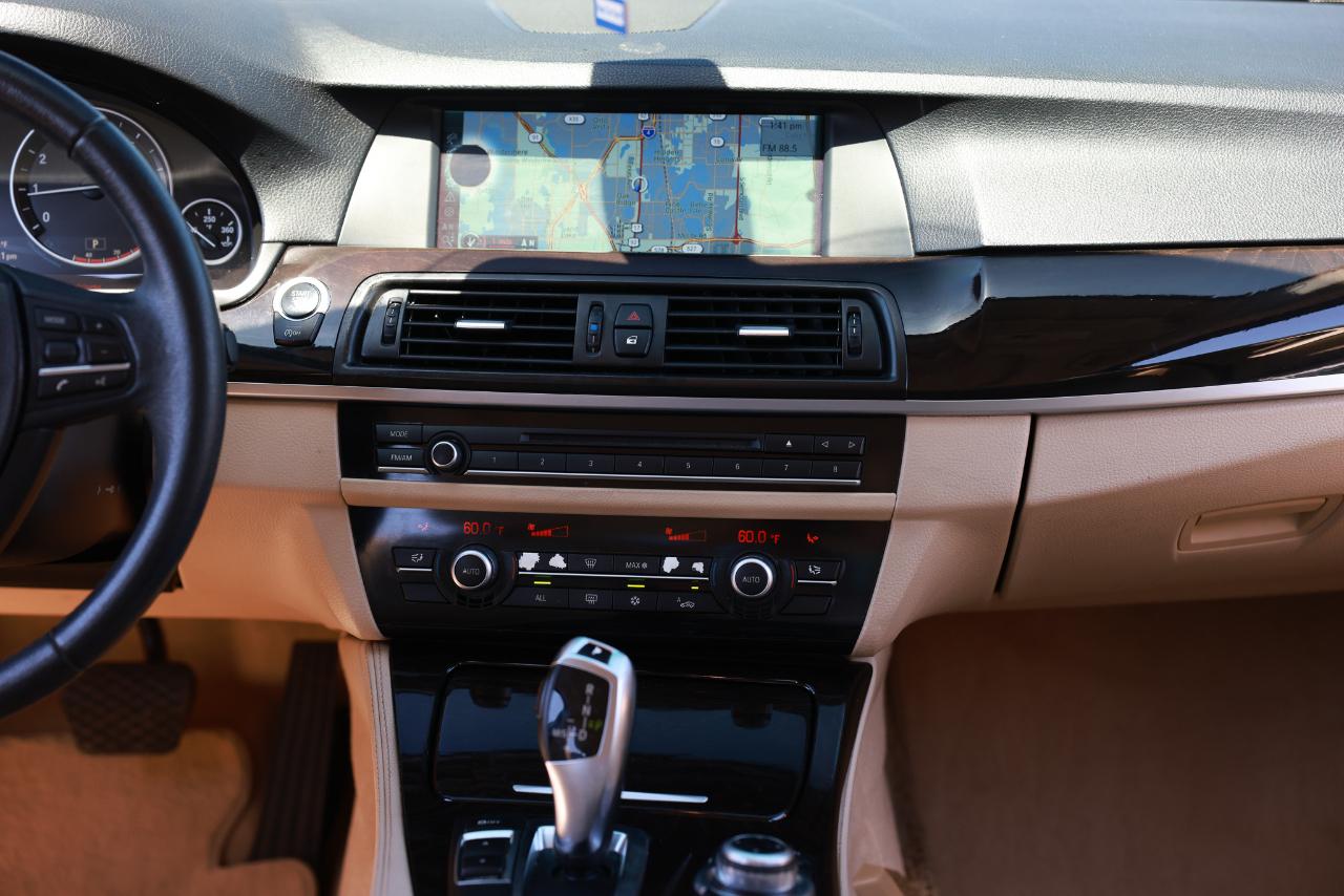 BMW 528i  2012