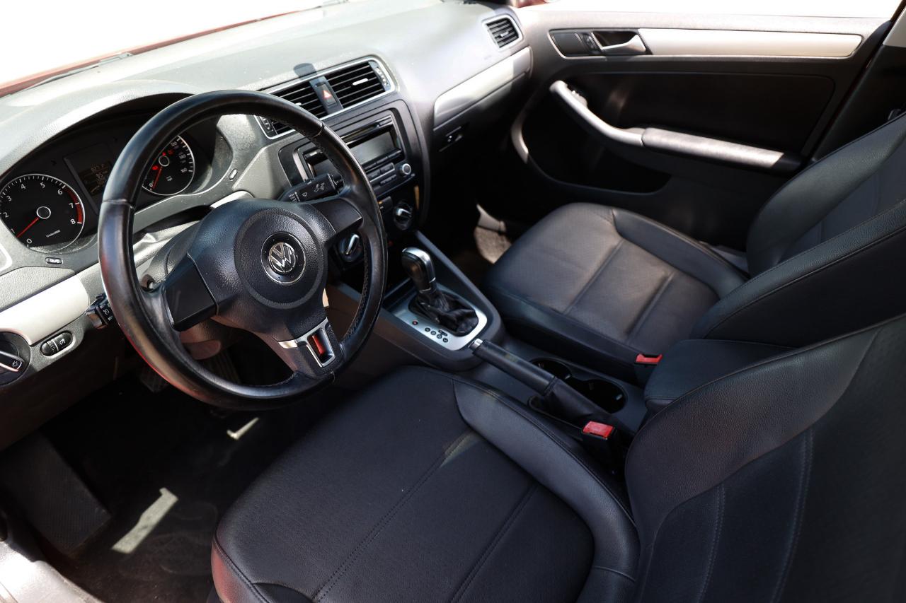 Volkswagen Jetta  2013