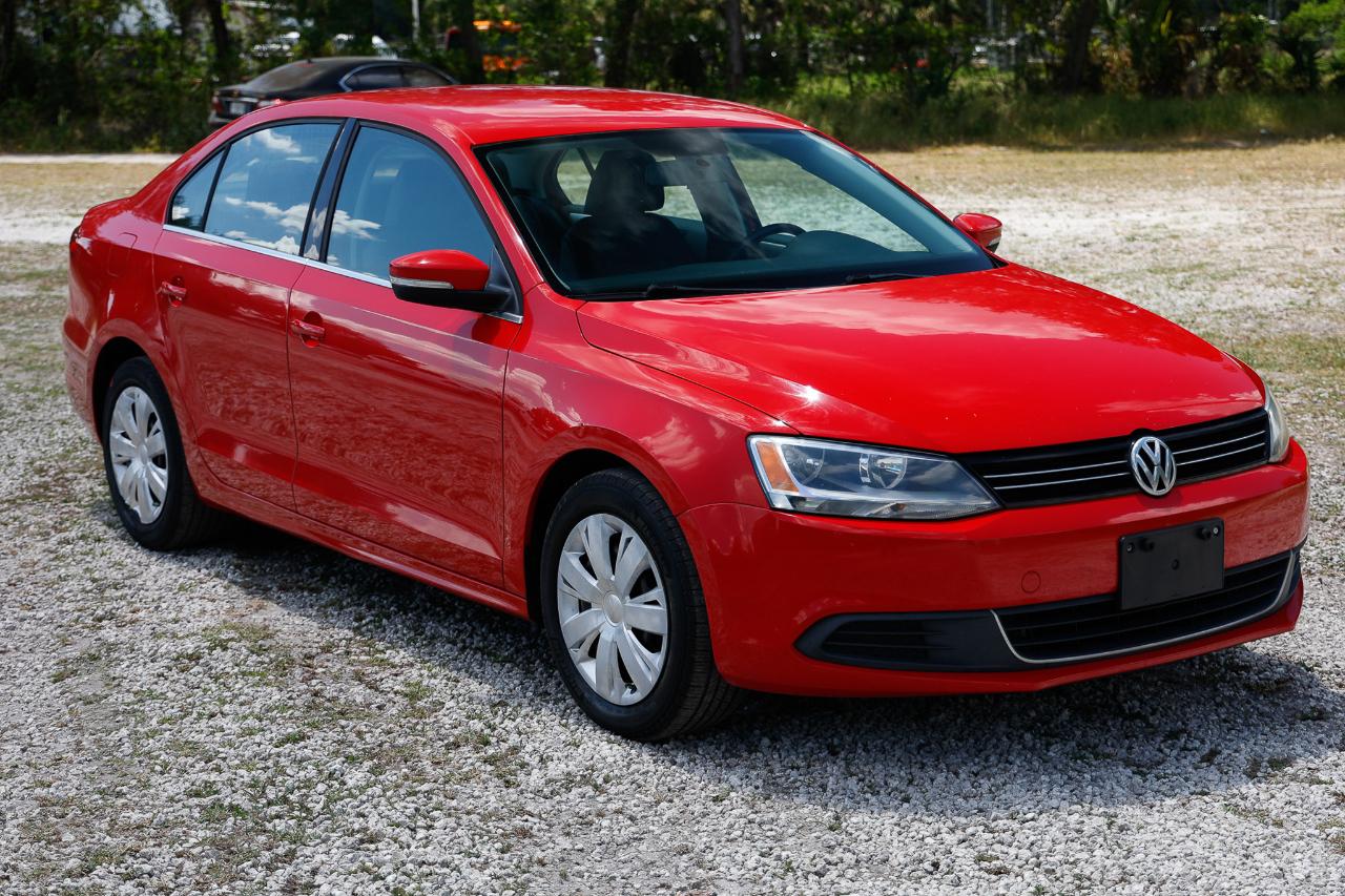 Volkswagen Jetta  2013