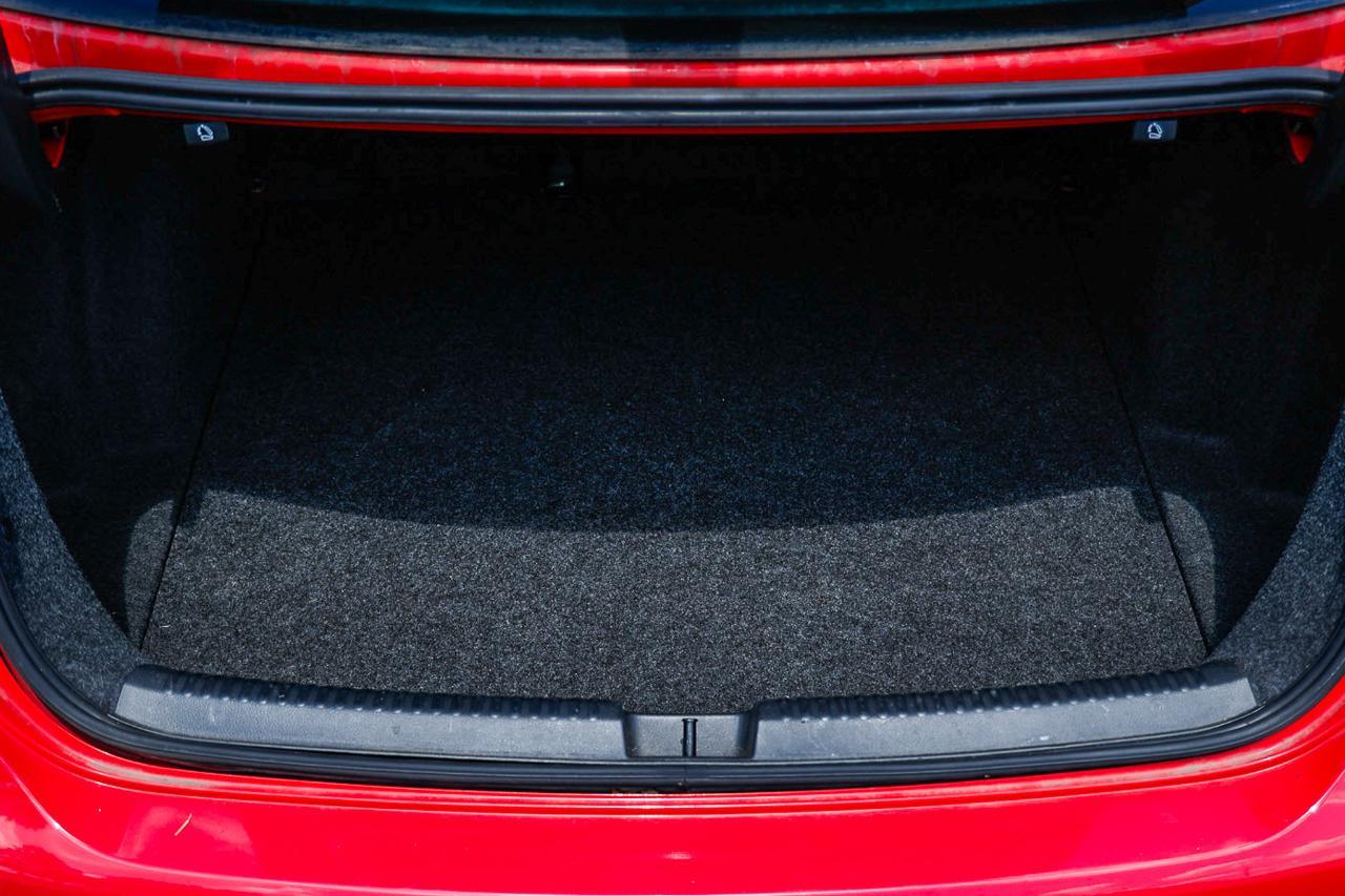 Volkswagen Jetta  2013
