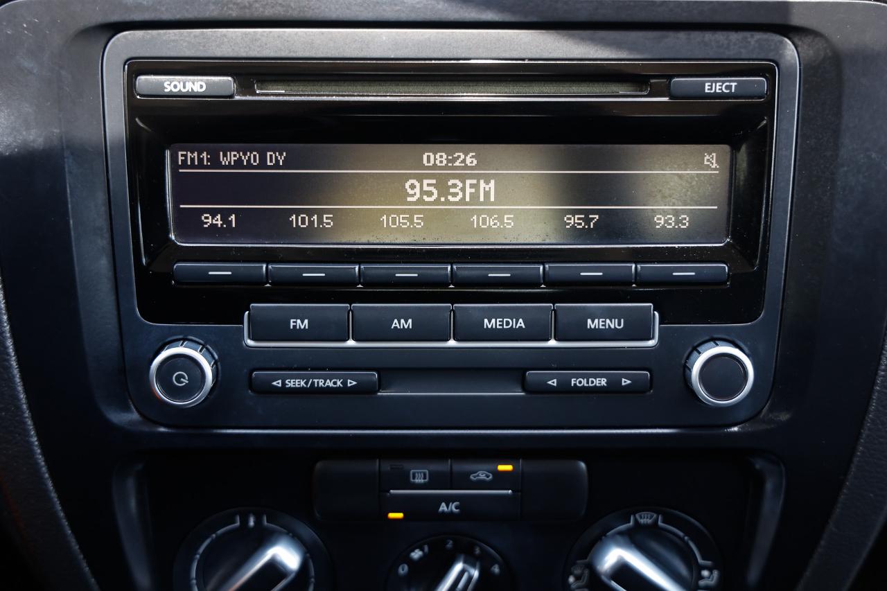 Volkswagen Jetta  2013