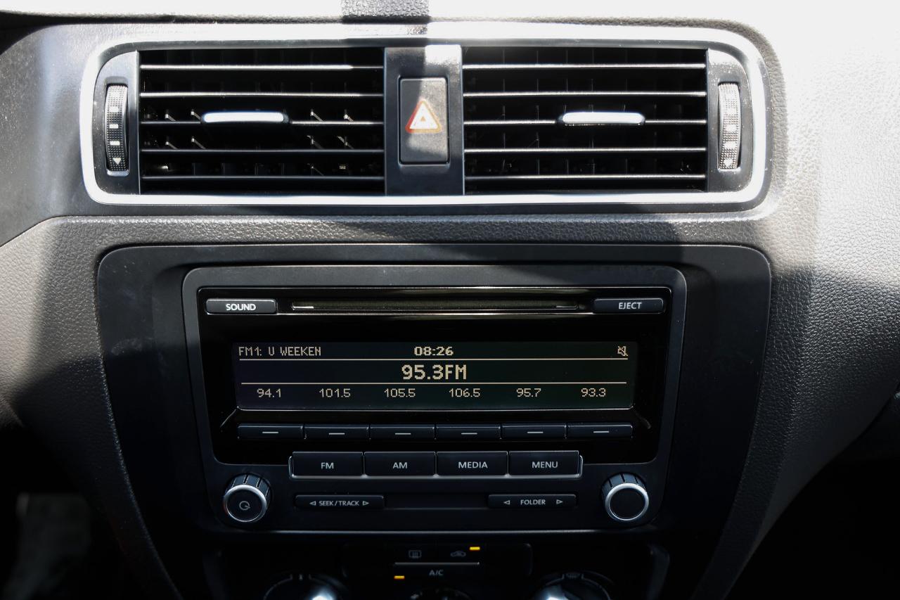 Volkswagen Jetta  2013