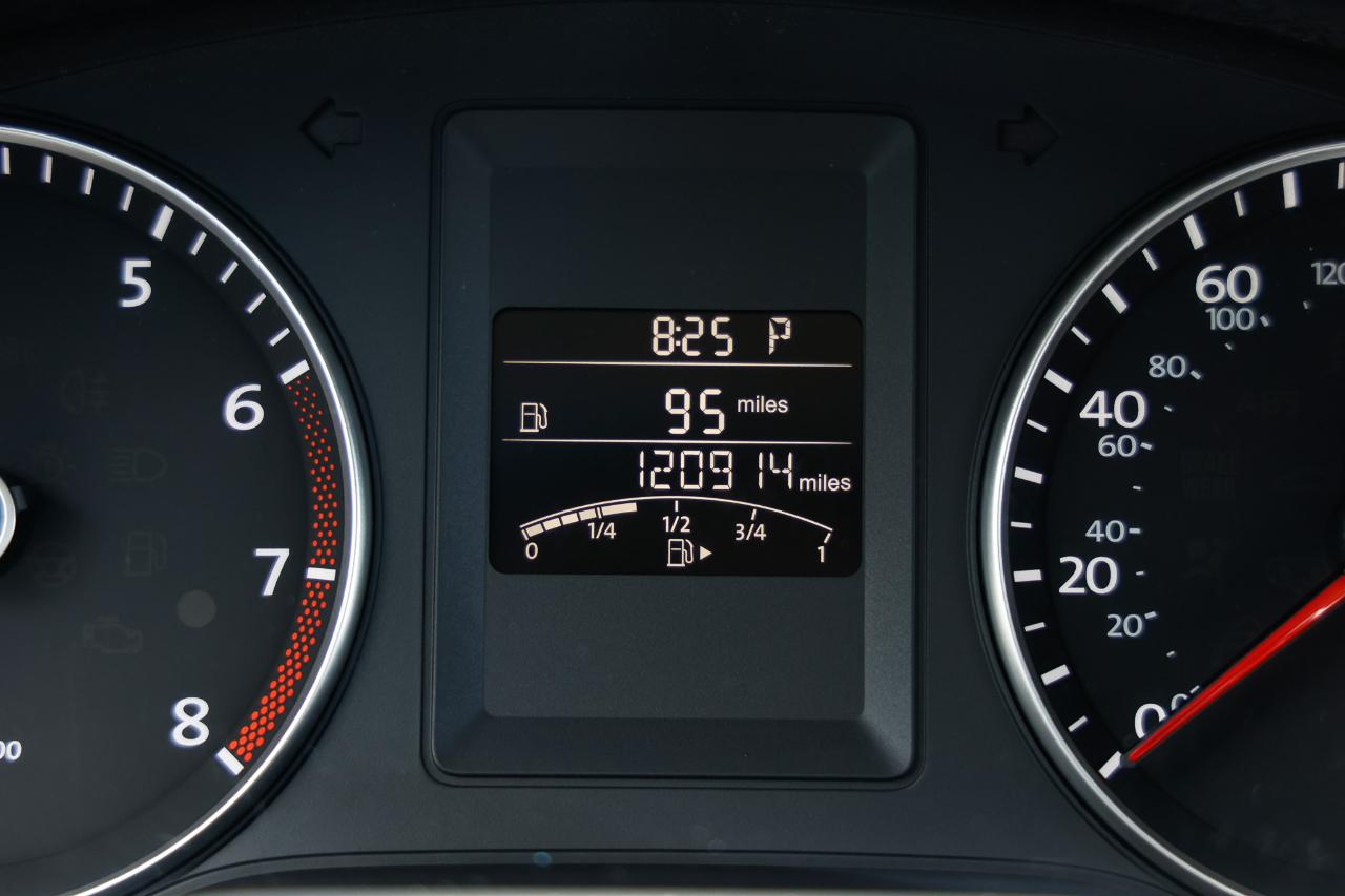 Volkswagen Jetta  2013