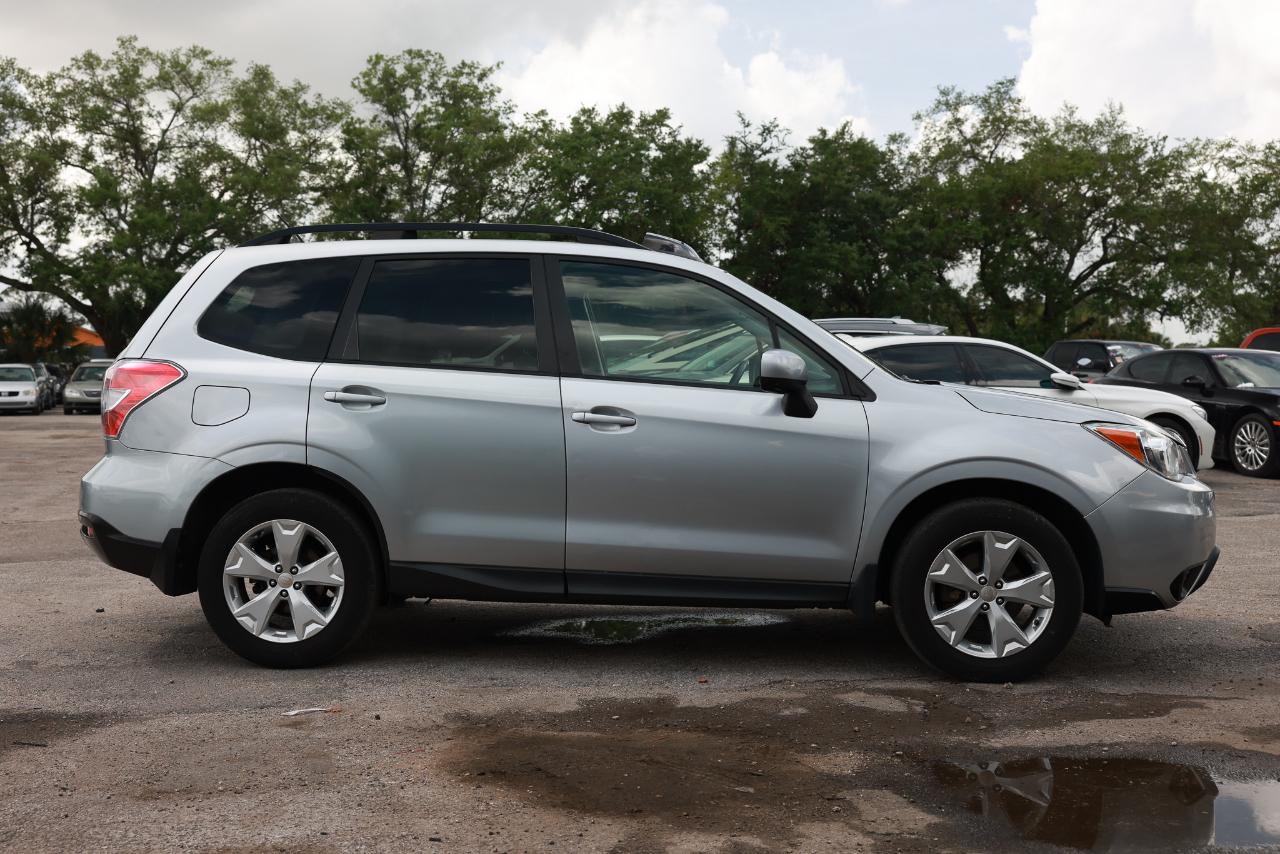 Subaru Forester  2015