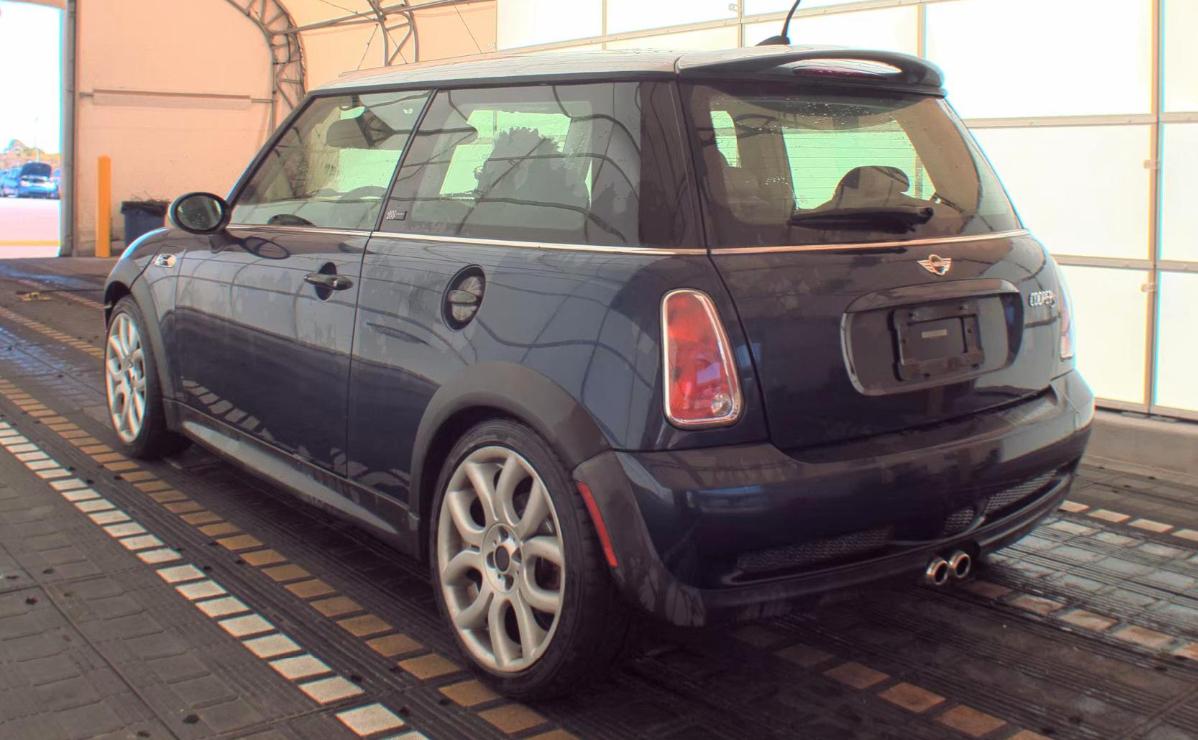 MINI Cooper Hardtop  2006