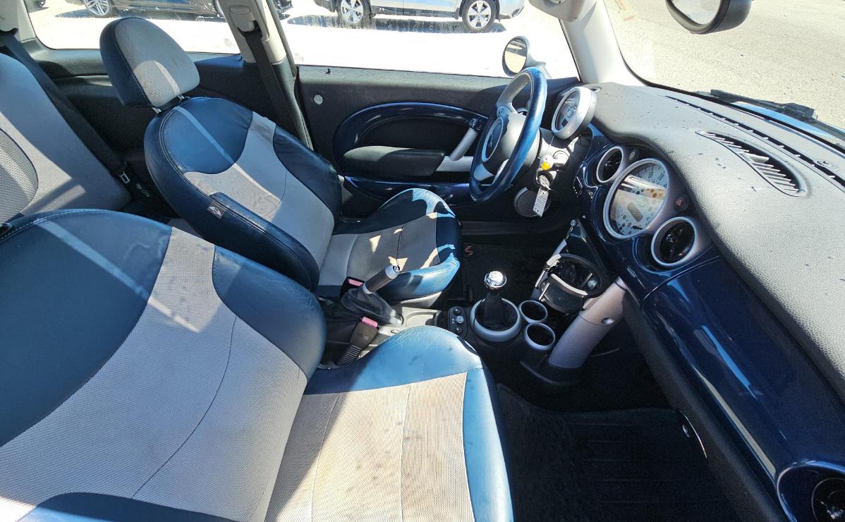 MINI Cooper Hardtop  2006