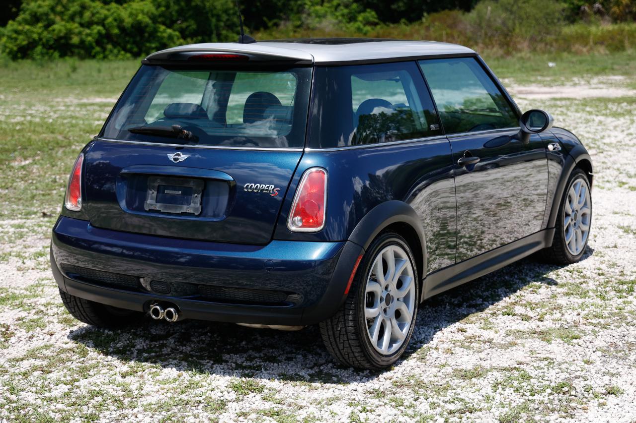 MINI Cooper Hardtop  2006