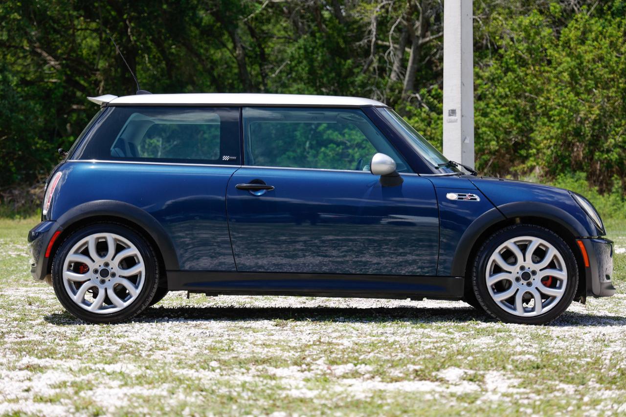 MINI Cooper Hardtop  2006