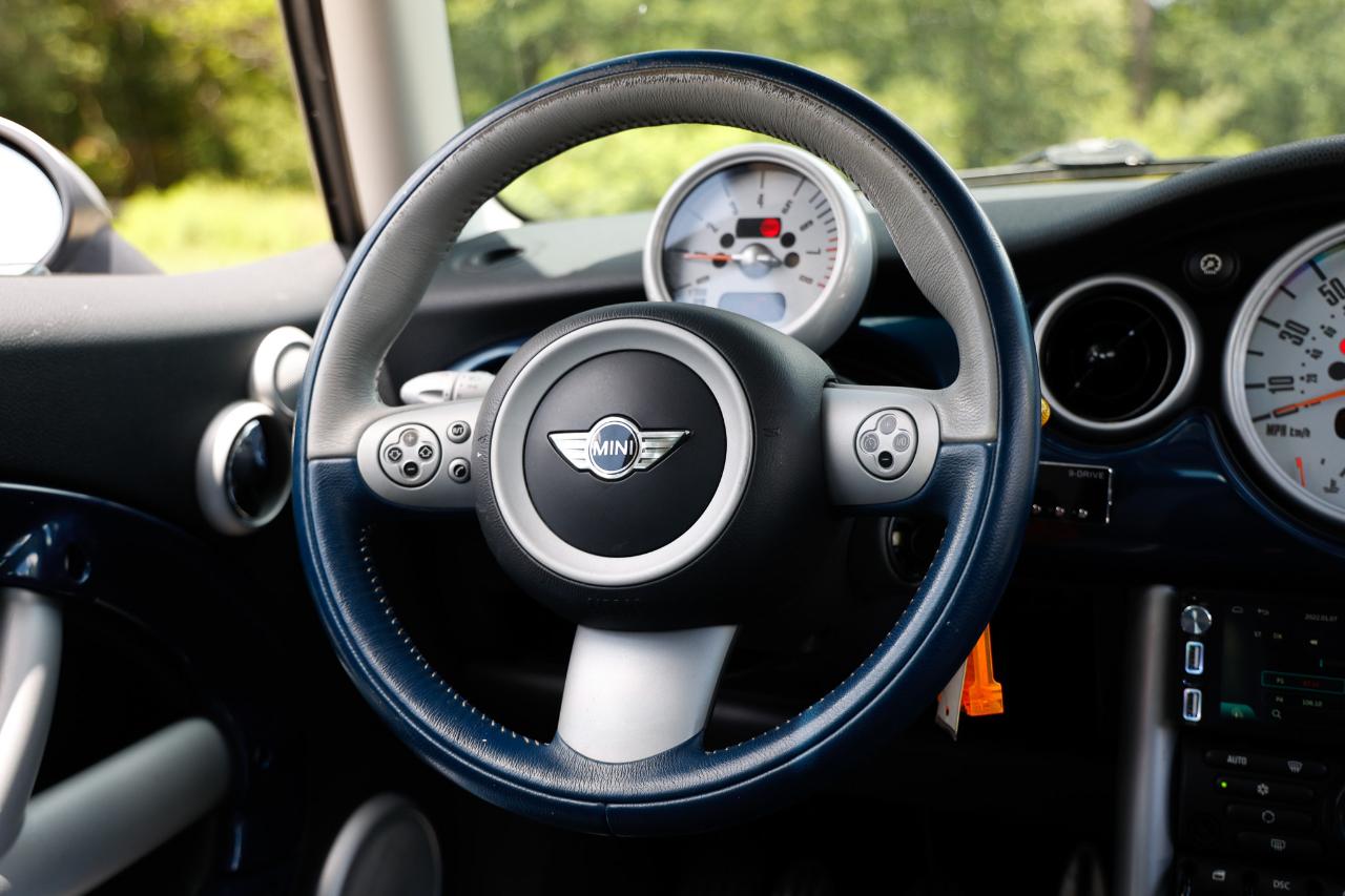 MINI Cooper Hardtop  2006