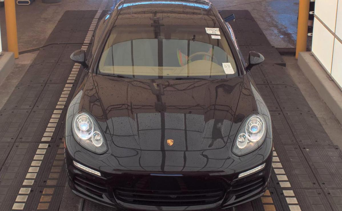 Porsche Panamera  2014