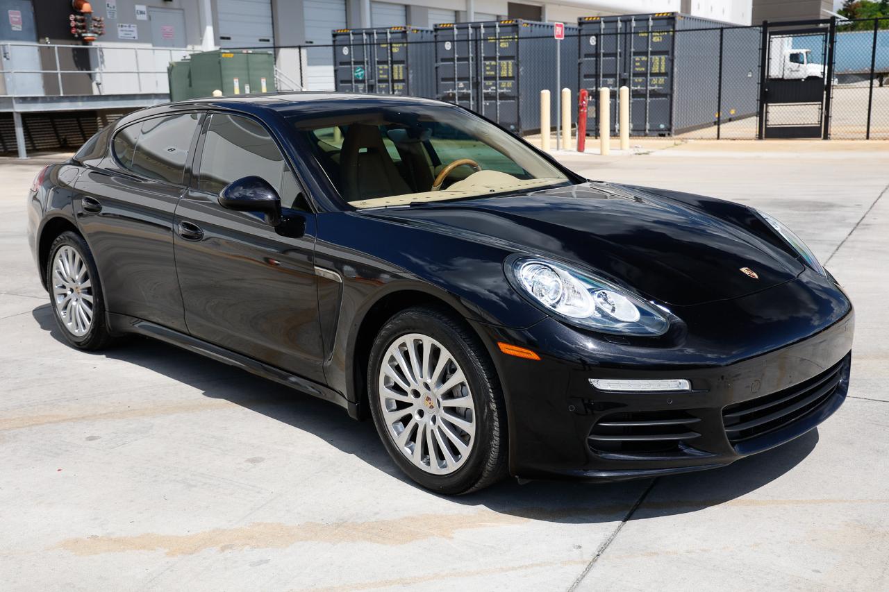 Porsche Panamera  2014