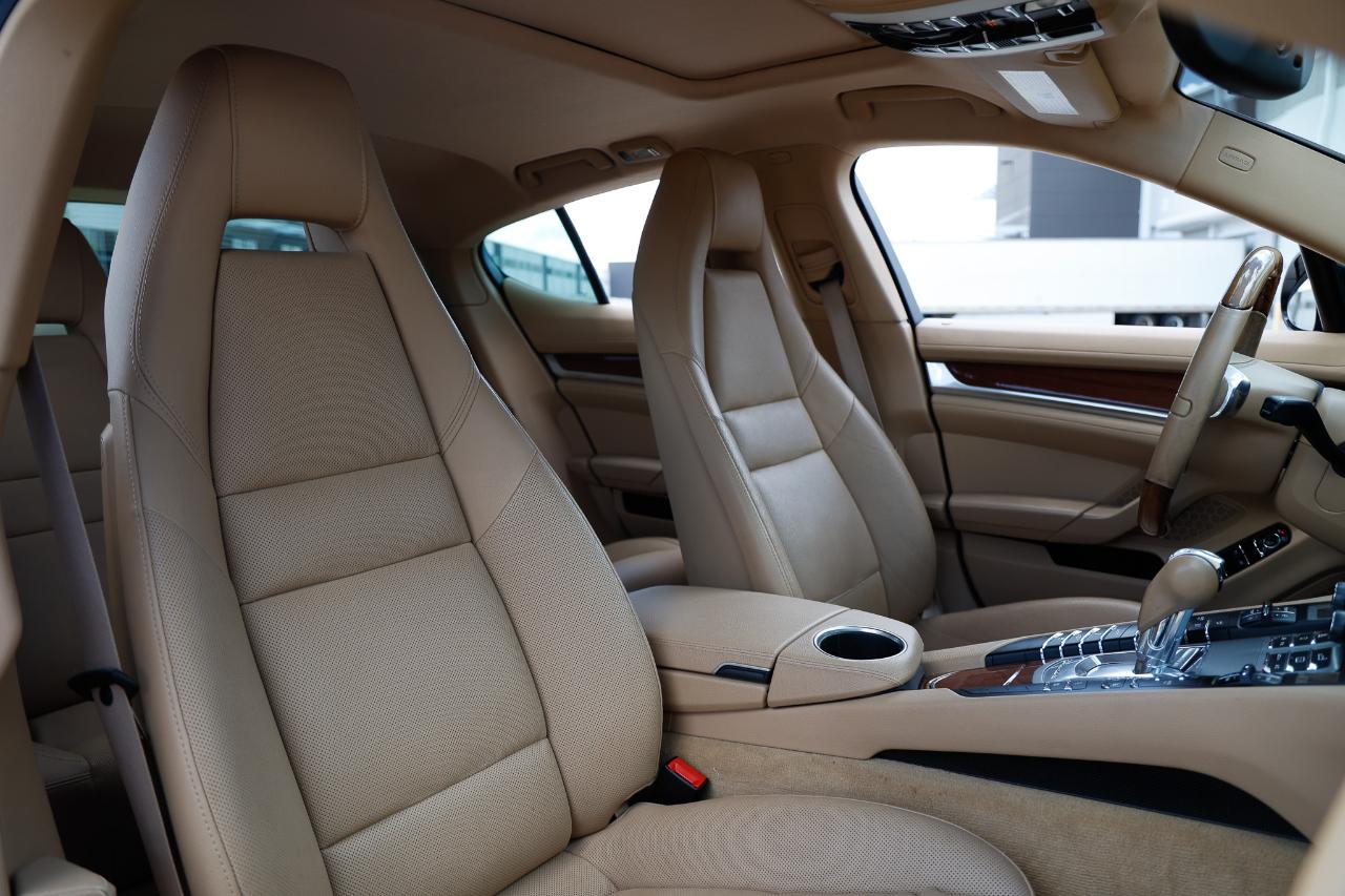 Porsche Panamera  2014