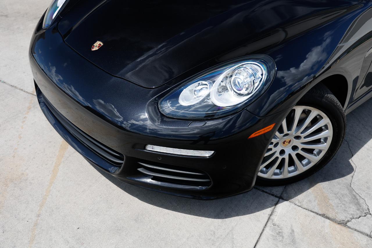 Porsche Panamera  2014