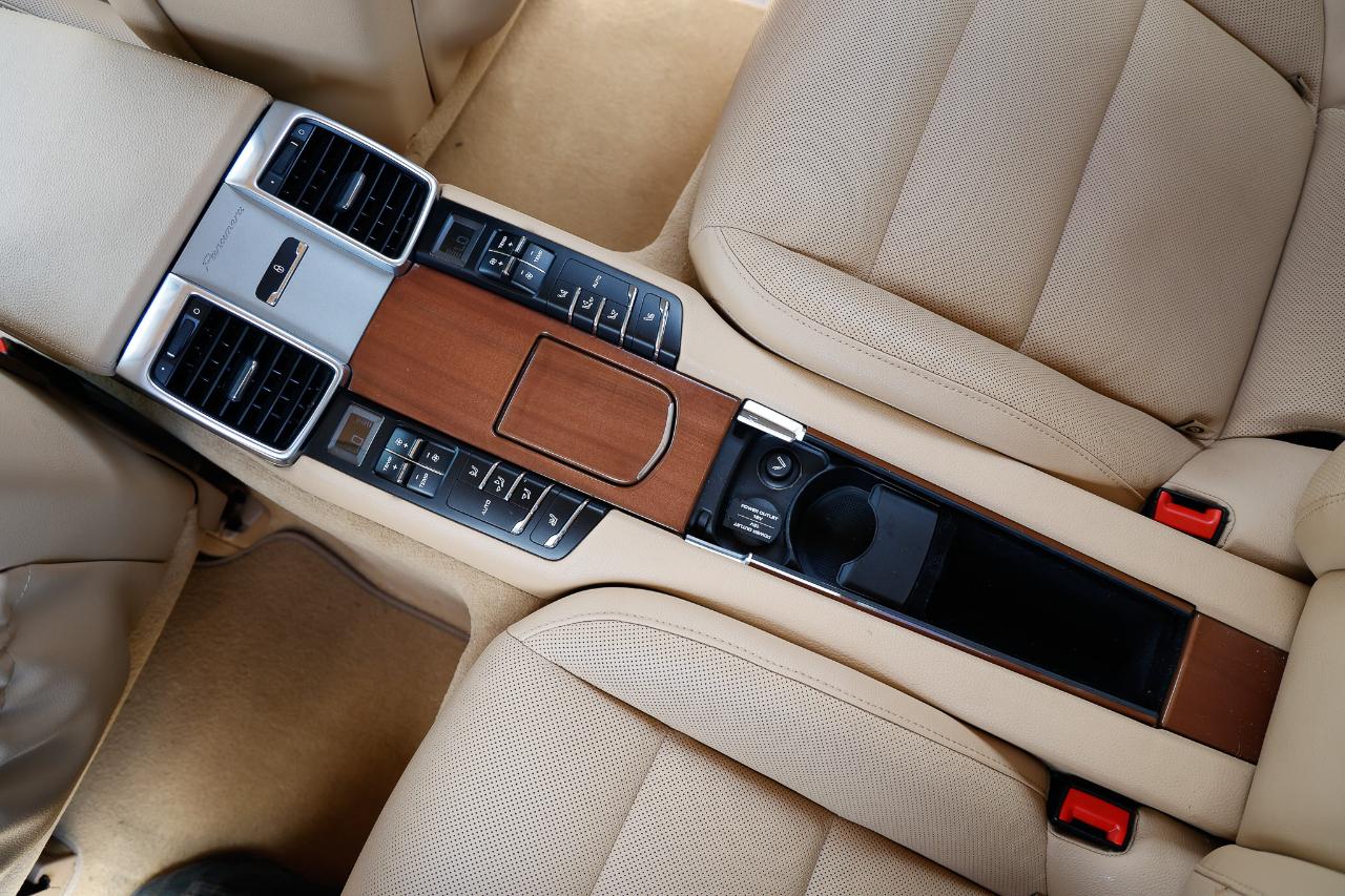 Porsche Panamera  2014