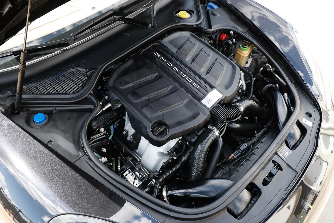 Porsche Panamera  2014