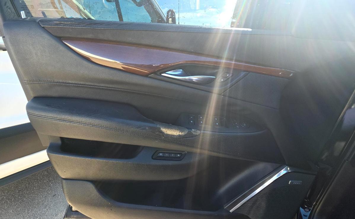 Cadillac Escalade ESV  2016