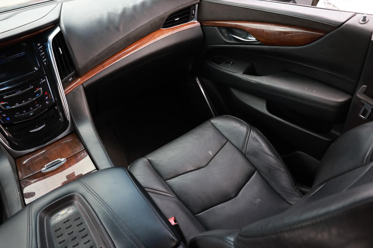 Cadillac Escalade ESV  2016