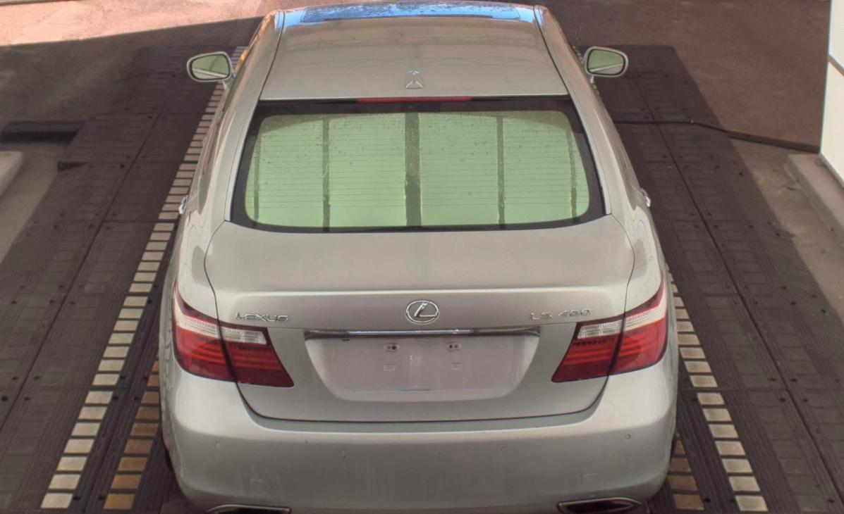 Lexus LS 460  2008