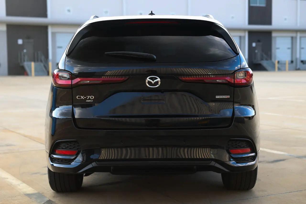 Mazda CX-70  2025