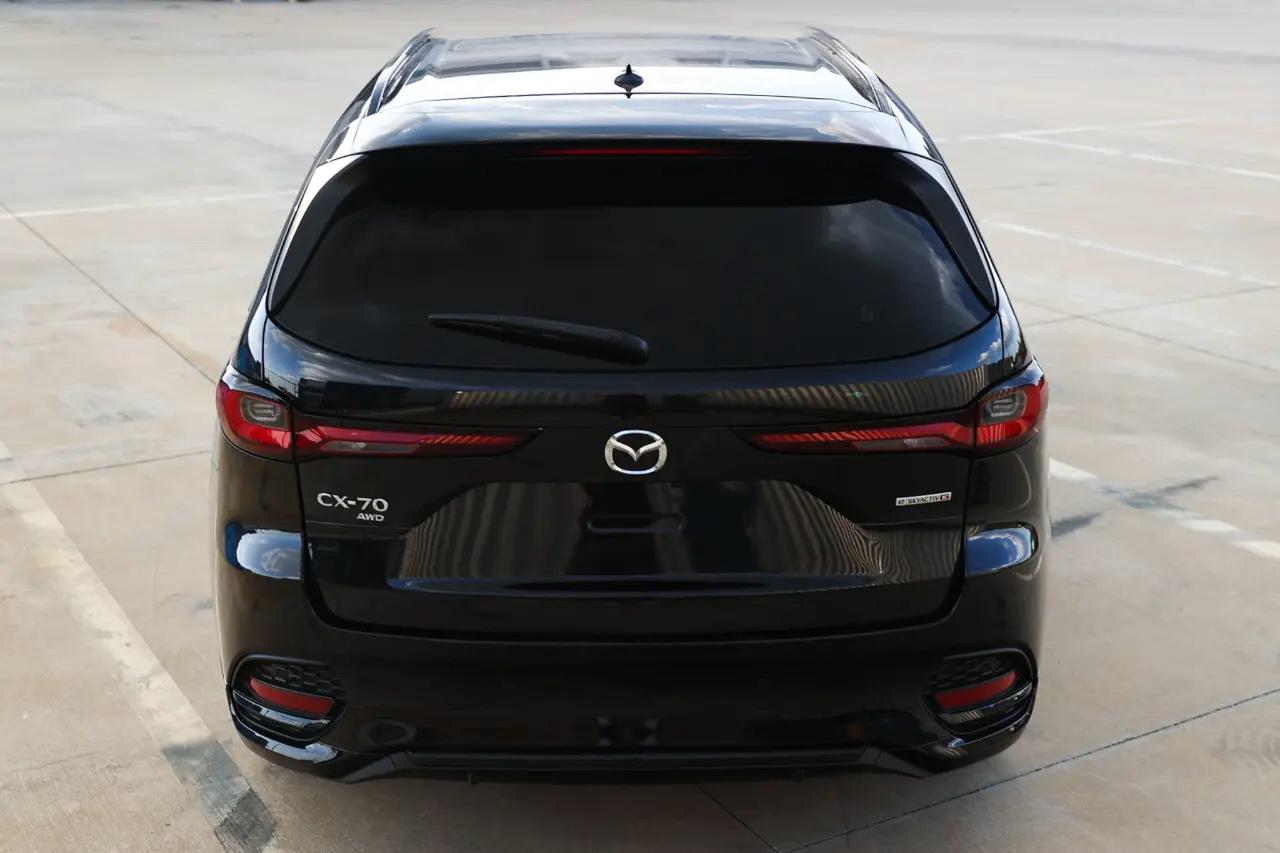 Mazda CX-70  2025