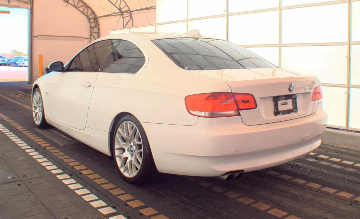 BMW 3 Series  2008