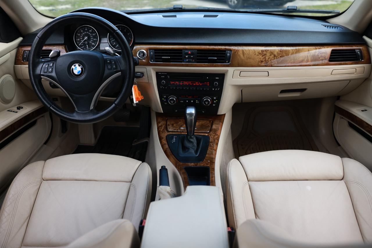 BMW 328i  2008