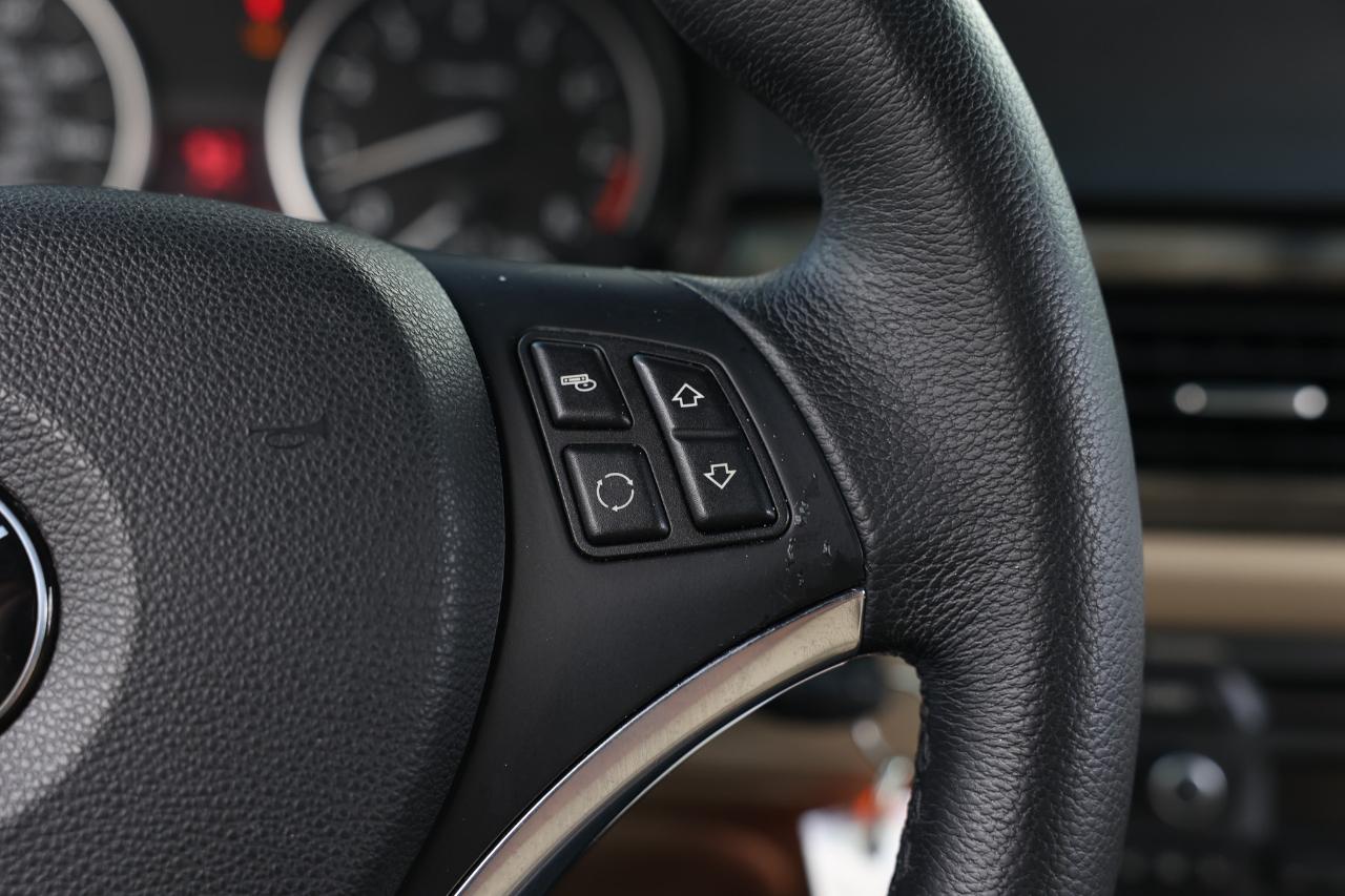 BMW 328i  2009
