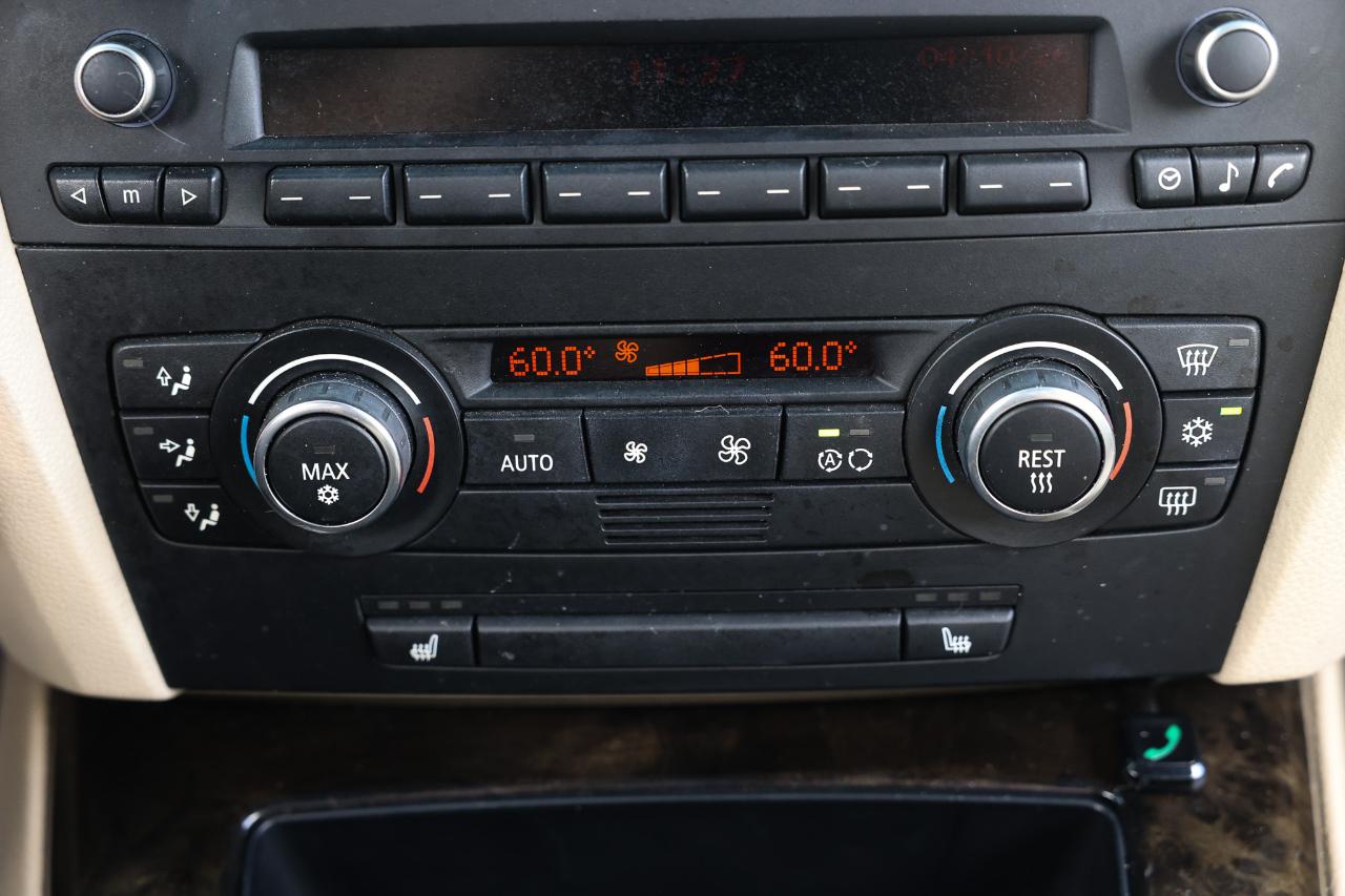 BMW 328i  2009