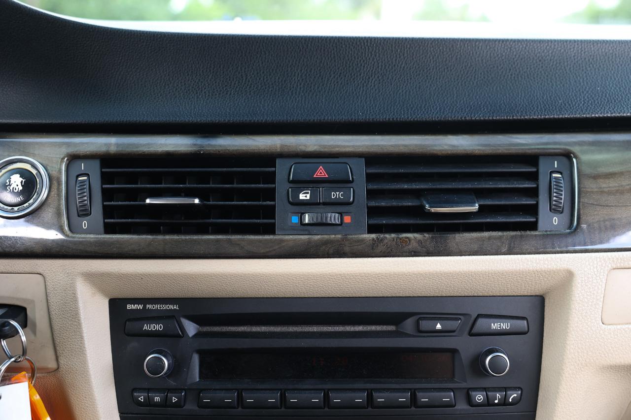 BMW 328i  2009