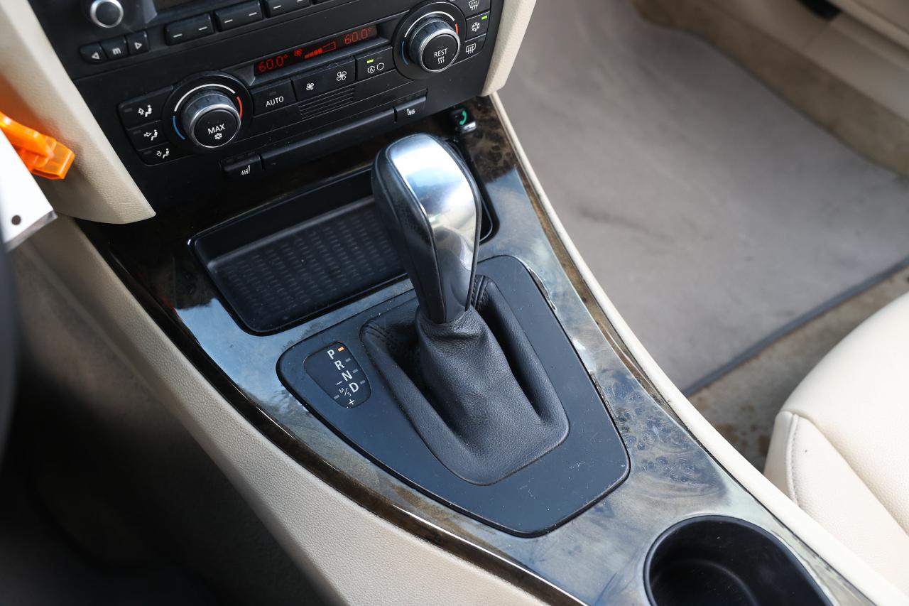 BMW 328i  2009