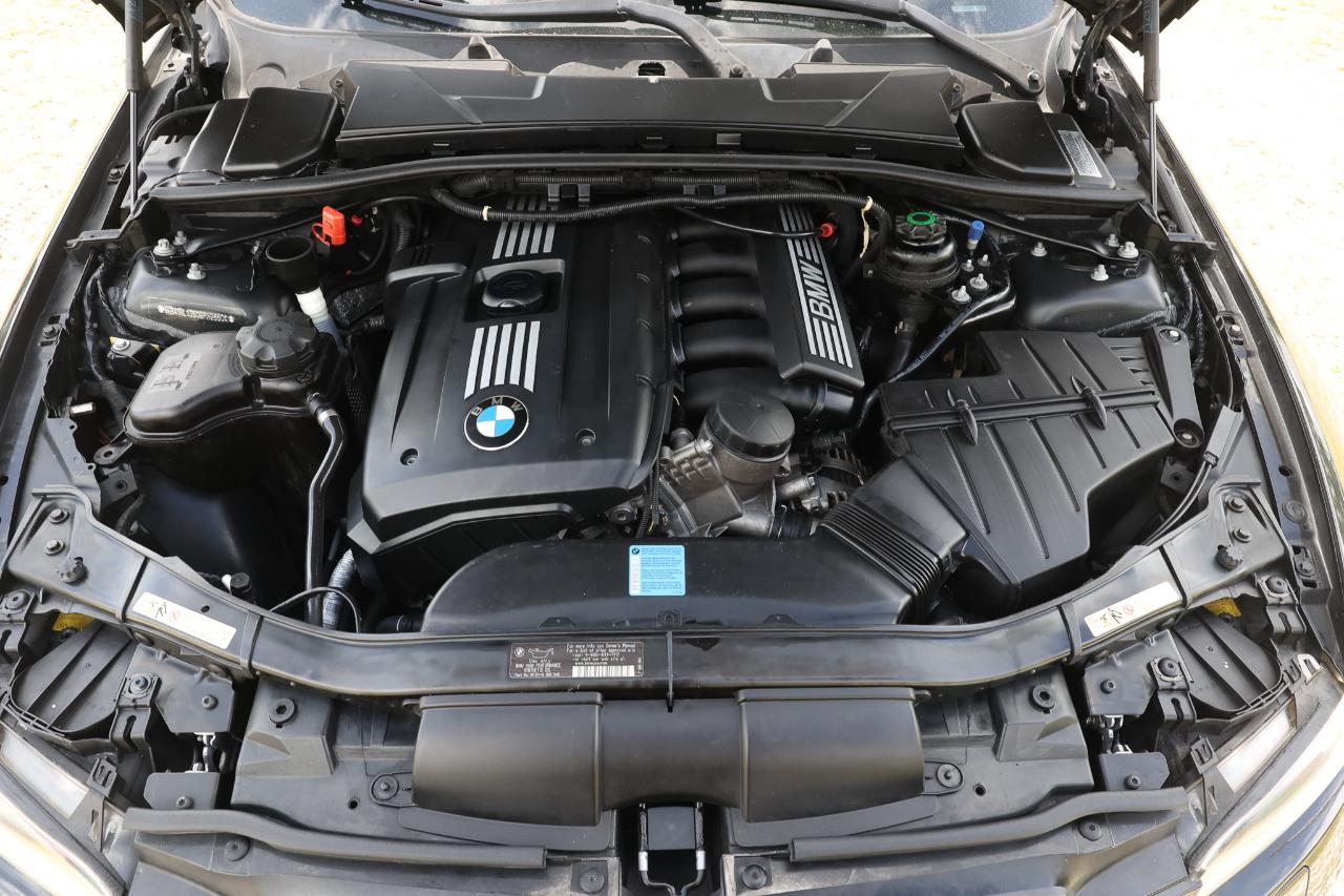 BMW 328i  2009