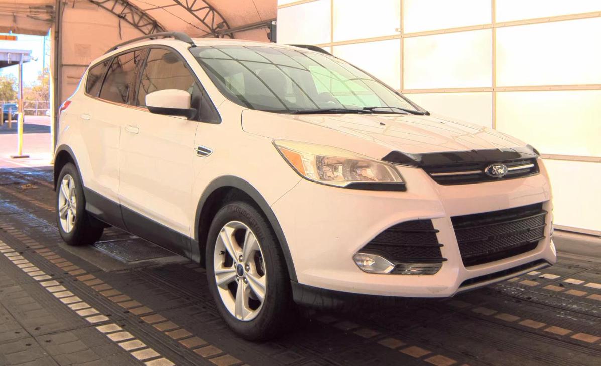 Ford Escape  2014