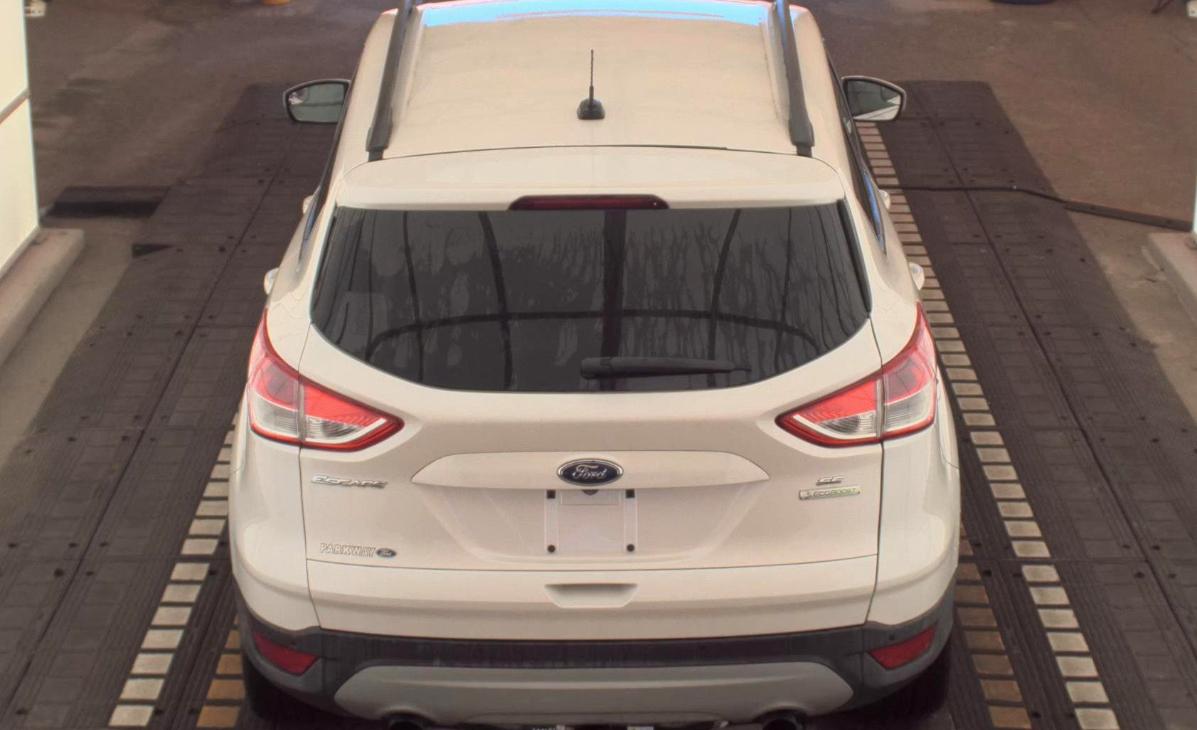 Ford Escape  2014