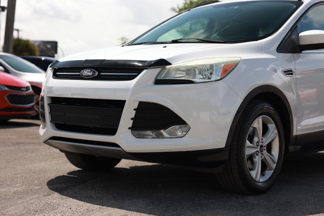Ford Escape  2014