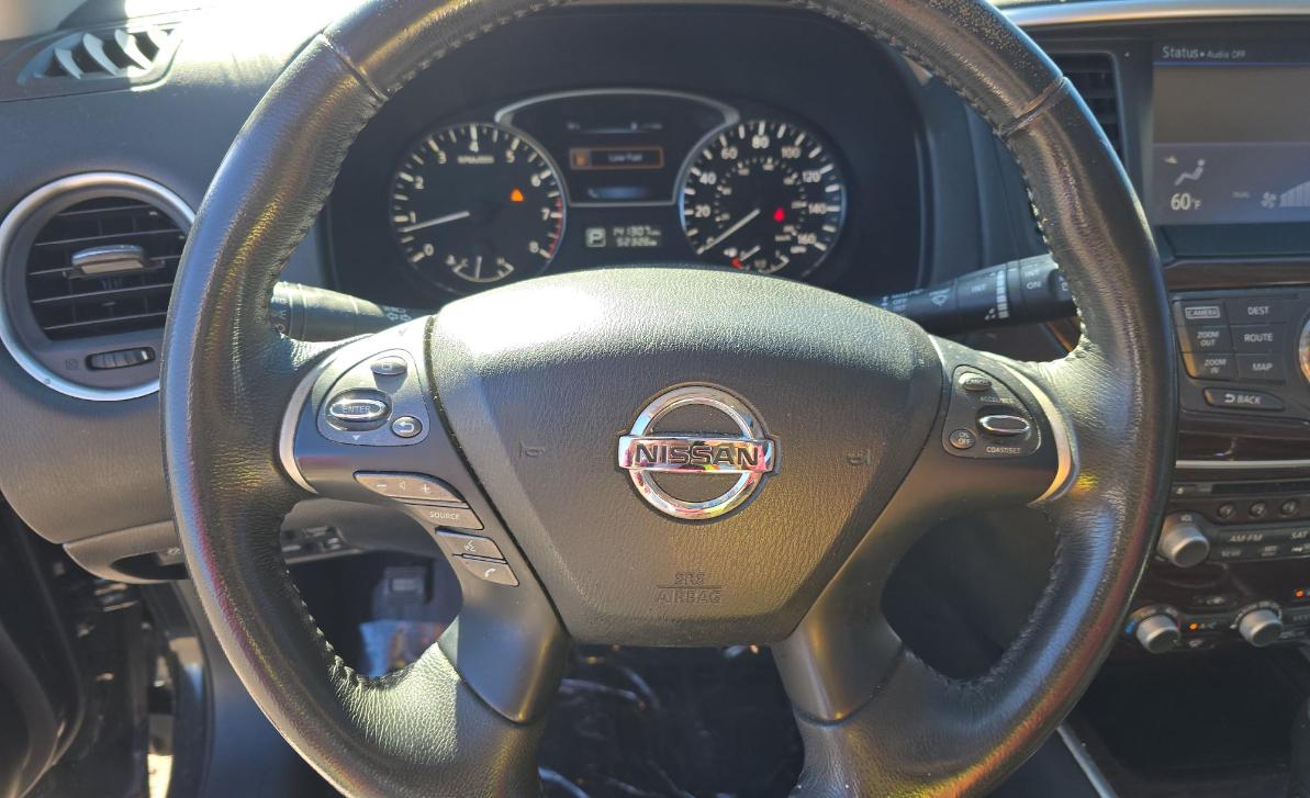 Nissan Pathfinder  2015