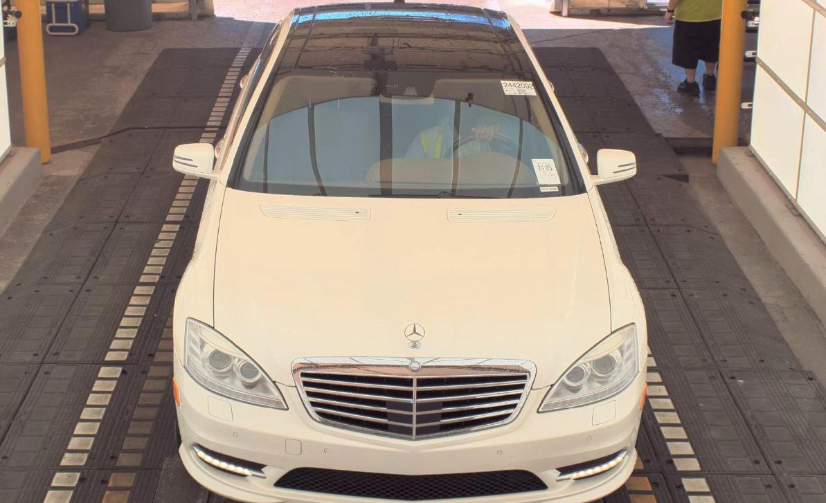 Mercedes-Benz S-Class  2013