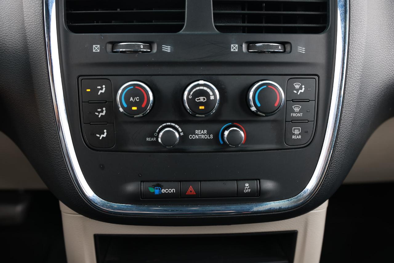 Dodge Grand Caravan  2015