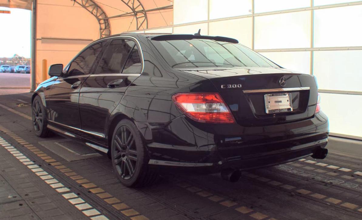 Mercedes-Benz C-Class  2009