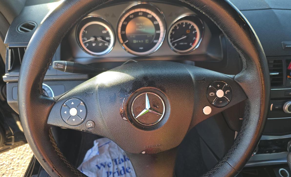 Mercedes-Benz C-Class  2009