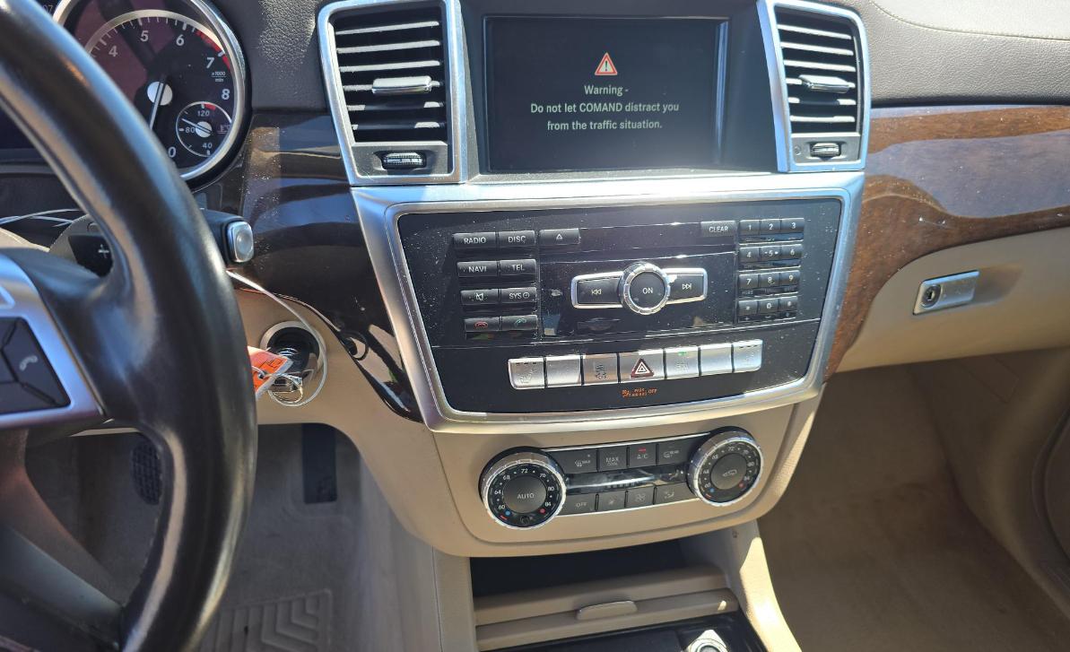 Mercedes-Benz GL-Class  2015